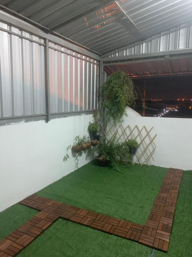 Happy Home Hostel Bangkok Exterior foto