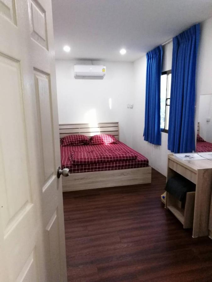 Happy Home Hostel Bangkok Exterior foto